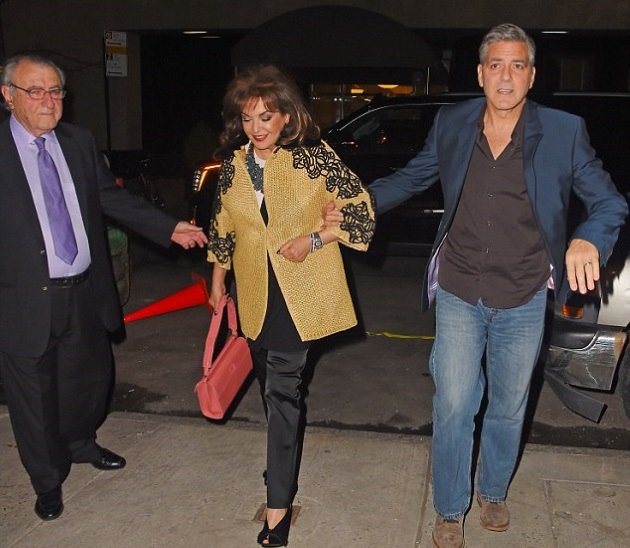 Ο Τζορτζ Κλούνεϊ αγκαζέ με την πεθερά του [εικόνες]  | iefimerida.gr 1