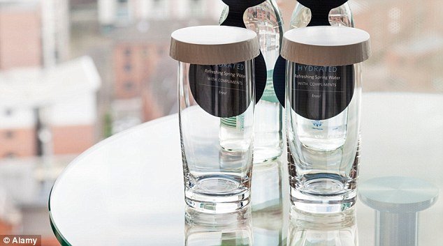 Απαντήσεις σε 9 «καυτά» ερωτήματα για τα ξενοδοχεία -Ποια αντικείμενα δεν καθαρίζονται ποτέ και τι συμβαίνει αν ένας πελάτης πεθάνει στο δωμάτιό του [εικόνες] | iefimerida.gr 3