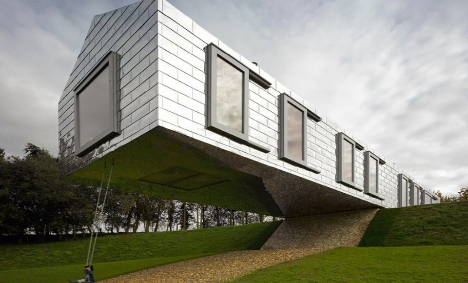 Τα κτίρια που αψηφούν τη βαρύτητα -Σαν να τα κρατά μία αόρατη δύναμη [εικόνες] | iefimerida.gr 0