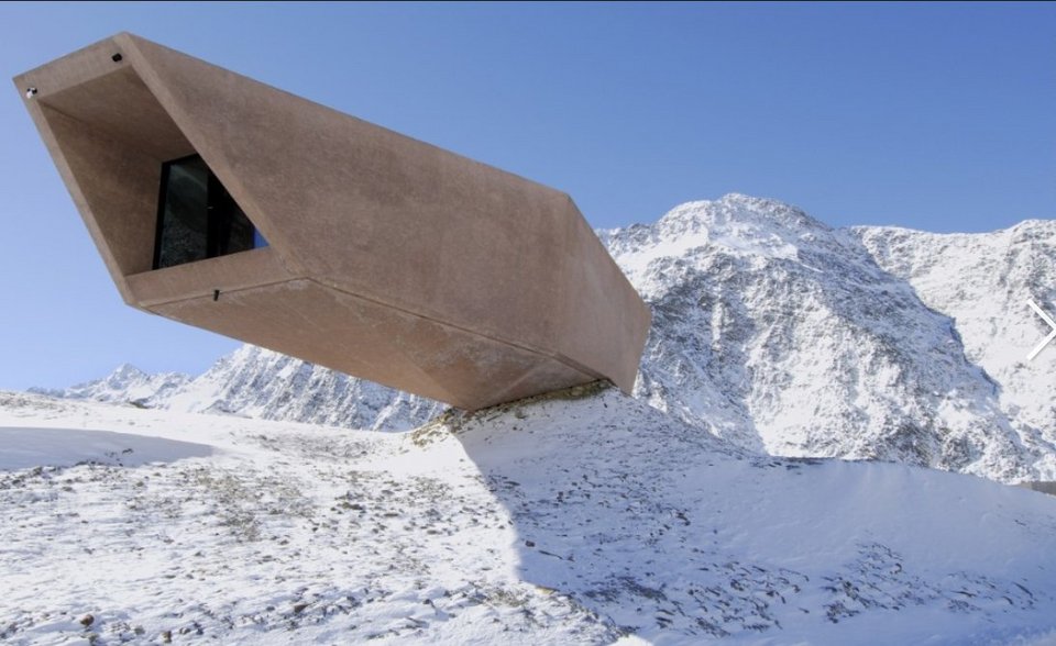 Τα κτίρια που αψηφούν τη βαρύτητα -Σαν να τα κρατά μία αόρατη δύναμη [εικόνες] | iefimerida.gr 1