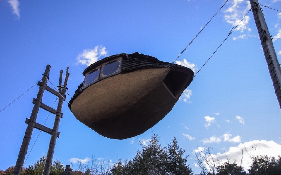 Τα κτίρια που αψηφούν τη βαρύτητα -Σαν να τα κρατά μία αόρατη δύναμη [εικόνες] | iefimerida.gr 3