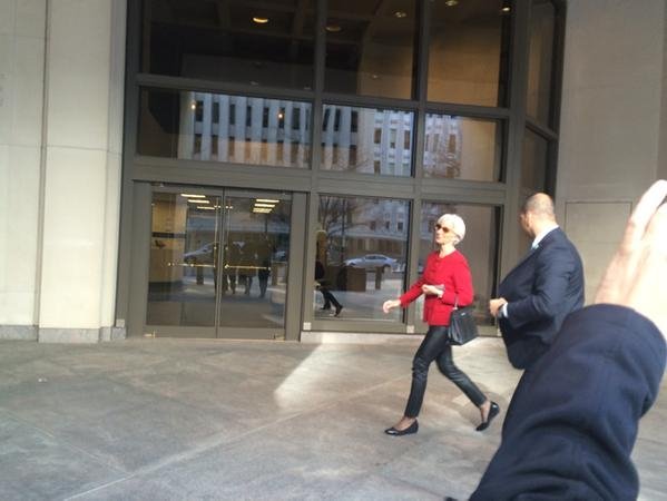 Ο Ελληνας «φύλακας-άγγελος» της Κριστίν Λαγκάρντ -Εχει γίνει η σκιά της [εικόνες] | iefimerida.gr 2