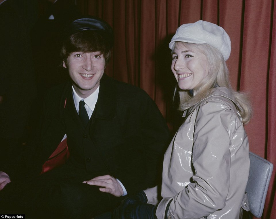 Ετσι έπιασε τον Τζον Λένον με τη Γιόκο Ονο στα πράσα η πρώτη σύζυγος του «σκαθαριού» [εικόνες] | iefimerida.gr 9