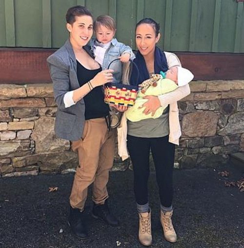 Αυτό το ζευγάρι γυναικών έγινε viral -Δείτε τον λόγο [εικόνες] | iefimerida.gr 3