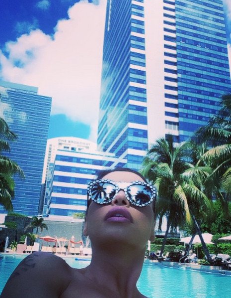 Η Λοτσάρη με μπικίνι [εικόνες] | iefimerida.gr 2