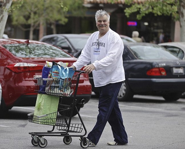 Σοκ: Δείτε πως είναι σήμερα ο πρωταγωνιστής της σειράς «Μαγκάιβερ» [εικόνες]   | iefimerida.gr 1