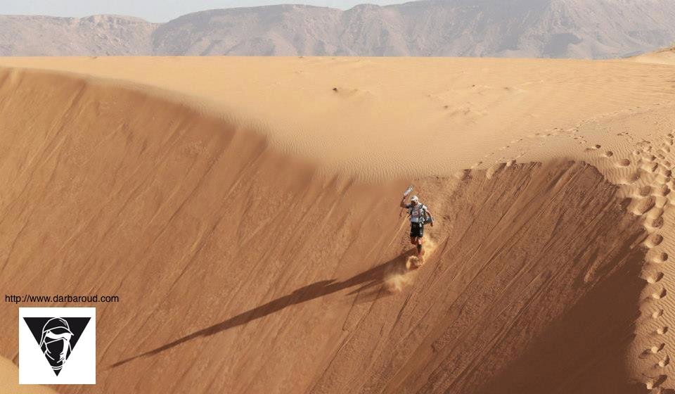 Ο Ελληνας που κυνηγάει το ακατόρθωτο: Μετά το Εβερεστ, το Αιγαίο, τη Μάγχη κατακτά και τη Σαχάρα [εικόνες] | iefimerida.gr 2