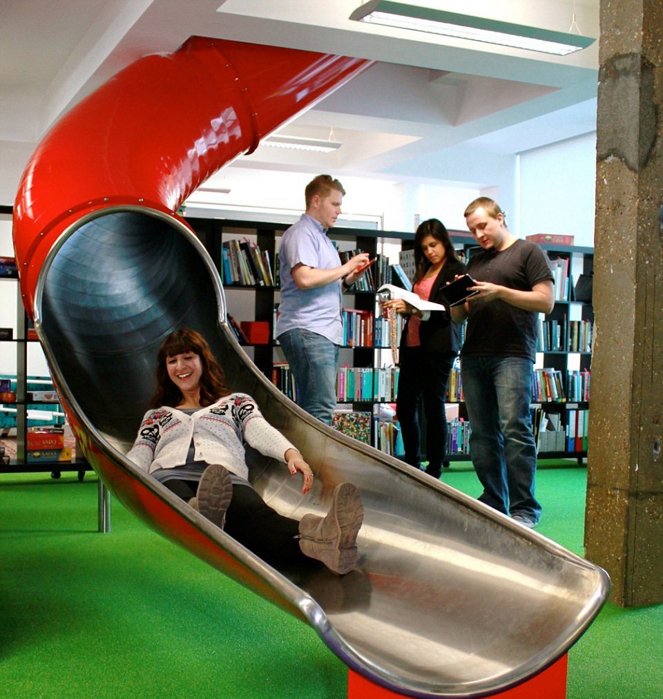 Μα πώς δουλεύουν εκεί; -Αυτά δεν είναι γραφεία, είναι παιδική χαρά για κάθε εργαζόμενο [εικόνες] | iefimerida.gr 6