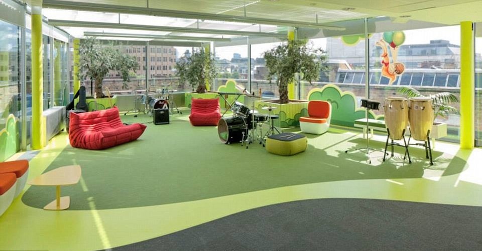 Μα πώς δουλεύουν εκεί; -Αυτά δεν είναι γραφεία, είναι παιδική χαρά για κάθε εργαζόμενο [εικόνες] | iefimerida.gr 1