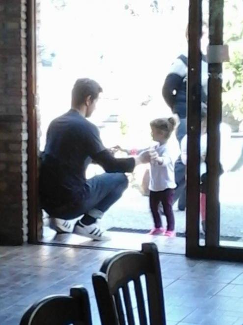 Δείτε πού πέρασε το Πάσχα ο Σάκης Ρουβάς [εικόνες] | iefimerida.gr 2