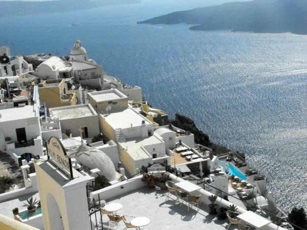 Αμερικανικό ταξιδιωτικό site αποθεώνει τη Σαντορίνη: Το νησί του παραδείσου [εικόνες] | iefimerida.gr 0