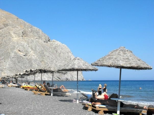 Αμερικανικό ταξιδιωτικό site αποθεώνει τη Σαντορίνη: Το νησί του παραδείσου [εικόνες] | iefimerida.gr 9