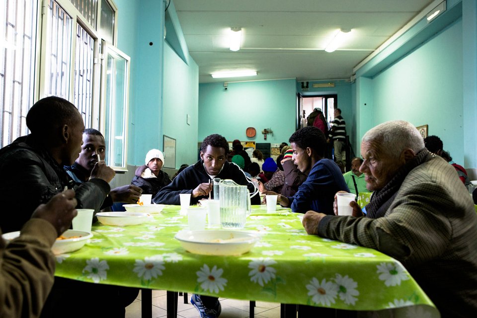 Οι πληγές της Σικελίας από τους χιλιάδες πρόσφυγες –Ανησυχία και απόγνωση [εικόνες] | iefimerida.gr 2