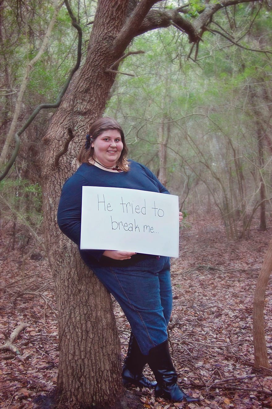 Λόγια πόνου και δύναμης – Νεαρή διηγείται βουβά τον βιασμό της για να αφυπνίσει τις γυναίκες [εικόνες]  | iefimerida.gr 12