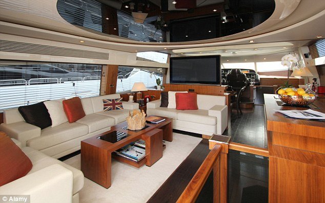 Πώς να κάνετε διακοπές σαν κροίσοι πληρώνοντας σαν... κοινοί θνητοί [εικόνες] | iefimerida.gr 6