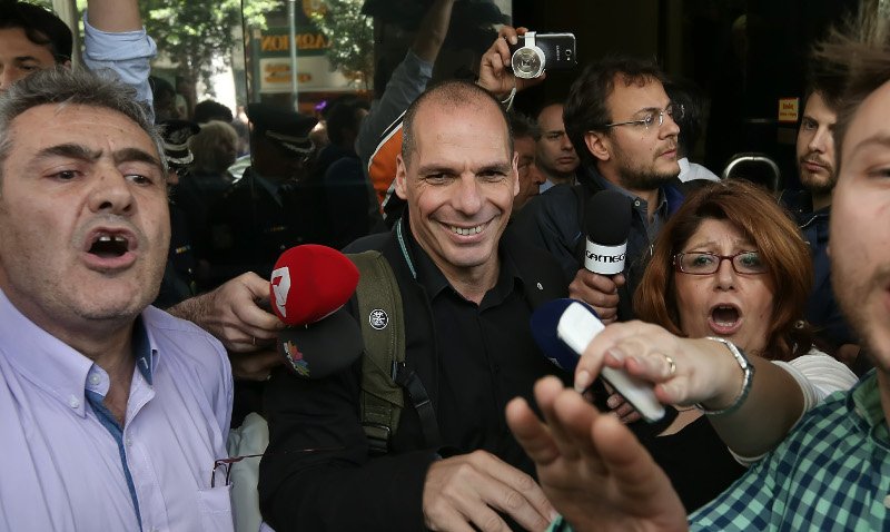 Ο Βαρουφάκης είπε στους εφοριακούς να κάνουν ησυχία [εικόνες] | iefimerida.gr 0