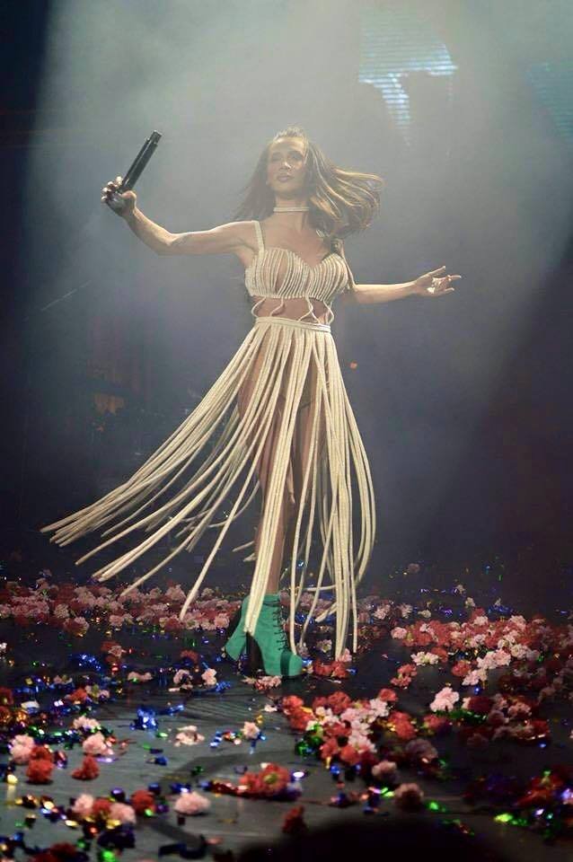 Με ποιον ποδοσφαιριστή τρελάθηκε η Πάολα στα μπουζούκια [εικόνες & βίντεο] | iefimerida.gr 0