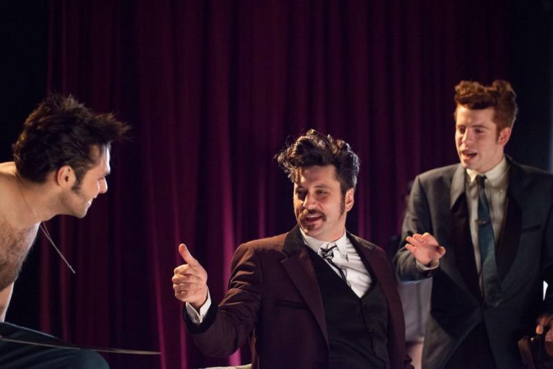 Μια νέα, λιγότερο αφελής αθωότητα: Ο Θωμάς Μοσχόπουλος για τη νέα σεζόν στο θέατρο Πόρτα | iefimerida.gr 2