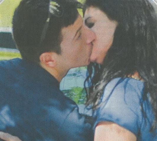 Τα καυτά φιλιά της Τάνιας Τρύπη με τον κατά 20 χρόνια νεότερο σύντροφό της -Ηταν μαθητής της στη σχολή [εικόνες] | iefimerida.gr 0