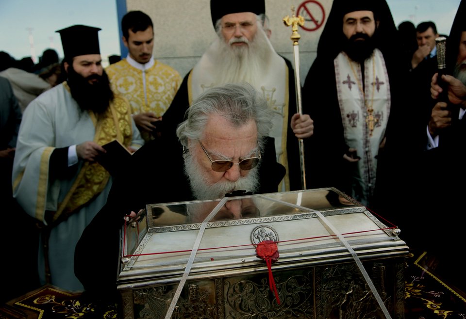 Η Αθήνα υποδέχθηκε τα ιερά λείψανα της Αγίας Βαρβάρας με τιμές αρχηγού κράτους [εικόνες] | iefimerida.gr 6