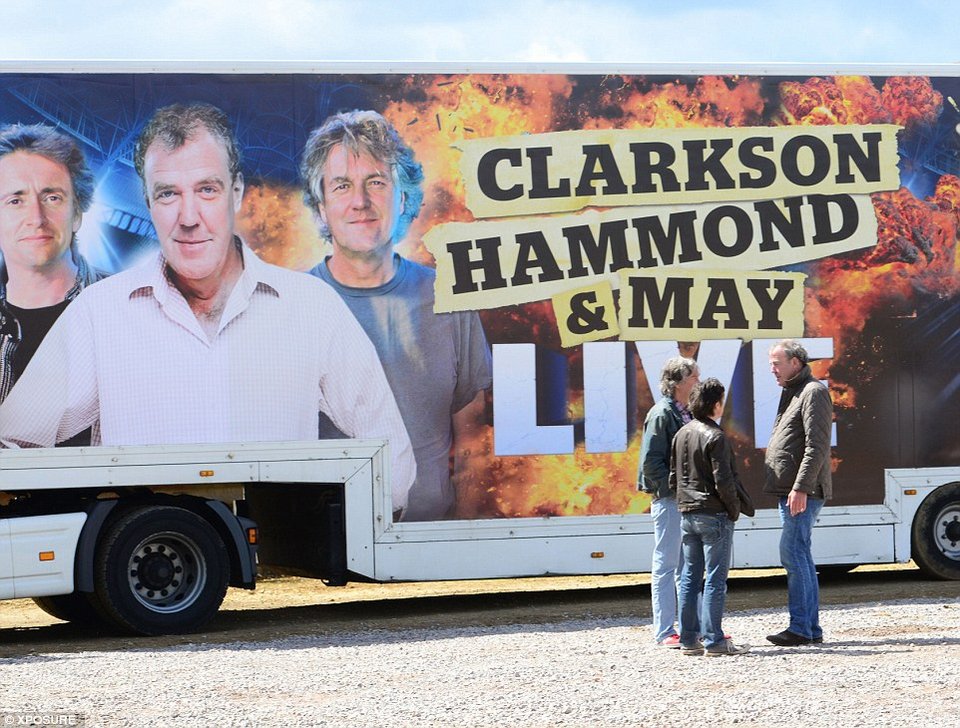 Ο Τζέρεμι Κλάρκσον επιστρέφει στις κάμερες: Ιδια ομάδα, νέο όνομα εκπομπής [εικόνες] | iefimerida.gr 2