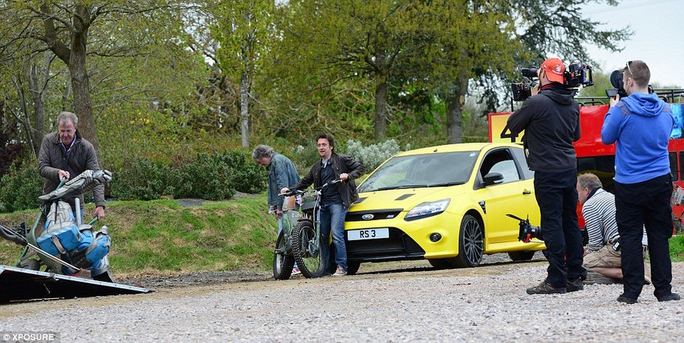 Ο Τζέρεμι Κλάρκσον επιστρέφει στις κάμερες: Ιδια ομάδα, νέο όνομα εκπομπής [εικόνες] | iefimerida.gr 5