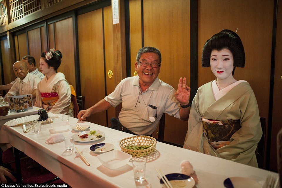 Ετσι ζουν οι γκέισες - Η άγνωστη ζωή τους [εικόνες] | iefimerida.gr 4