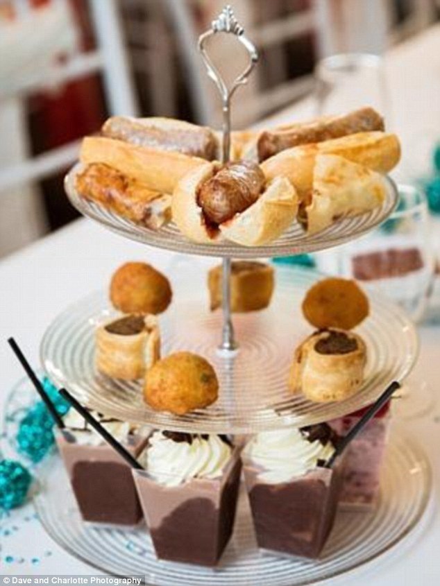 Εξωφρενικό: Ξόδεψε 50.000 δολάρια για παιδικό πάρτι με γαλλική σαμπάνια και στρείδια [εικόνες] | iefimerida.gr 6