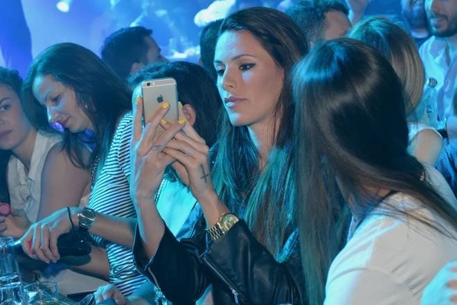 «Αναστέναξαν» τα μπουζούκια για τις νταμπλούχες του Ολυμπιακού [εικόνες] | iefimerida.gr 4