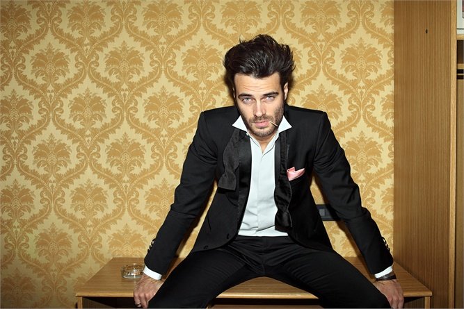 Ο πιο σέξι οδοντίατρος του κόσμου θα σας κάνει να ξεπεράσετε τις φοβίες σας [εικόνες] | iefimerida.gr 0