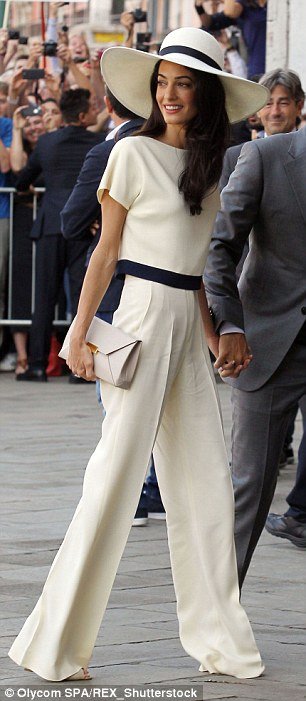 Γιατί η Αμάλ «εξαφανίζεται» μπροστά στα μάτια μας -Η δραματική απώλεια κιλών [εικόνες] | iefimerida.gr 2