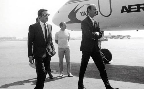 Αποκάλυψη-σοκ της οικονόμου του Ωνάση: Η Τζάκι έστειλε τον Αλέξανδρο στο θάνατο [εικόνες] | iefimerida.gr 2