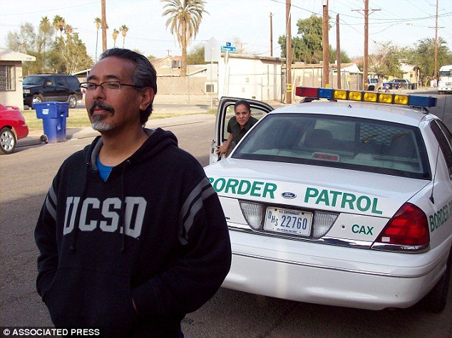 Το πανεπιστημιακό μάθημα που για να το περάσεις πρέπει να ποζάρεις γυμνός [εικόνες] | iefimerida.gr 1