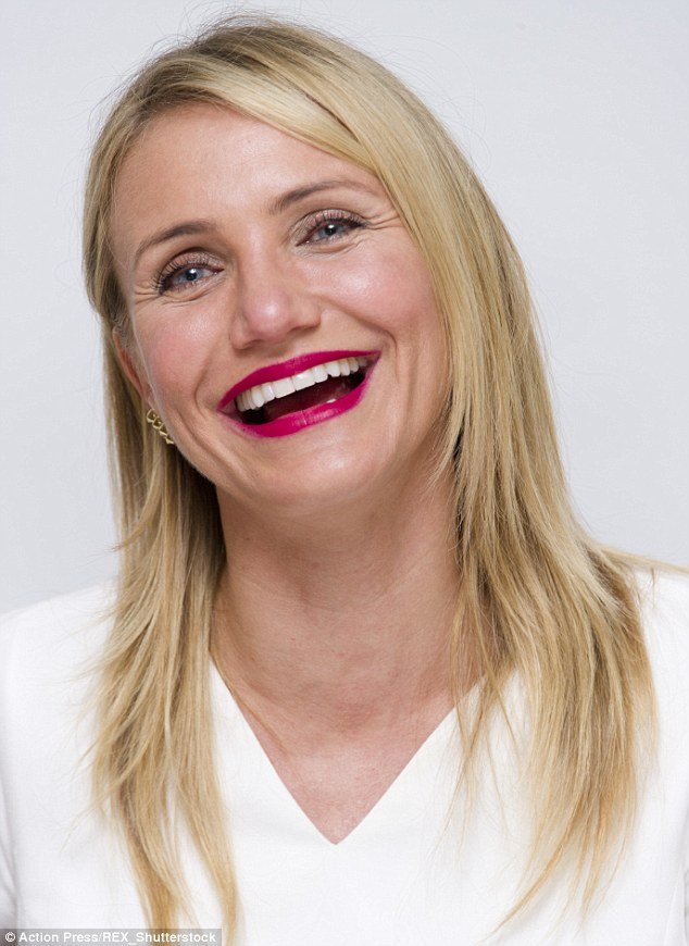 7 σταρ με... ακούνητο χαμόγελο -Παραμόρφωση από τις πλαστικές [εικόνες] | iefimerida.gr 0