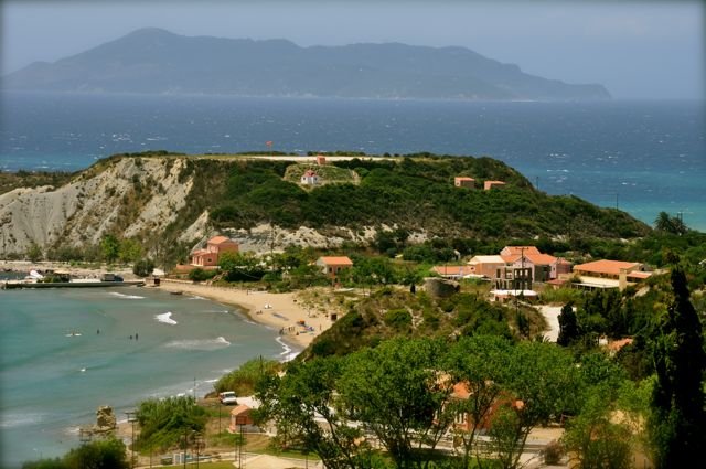 Τα άγνωστα Διαπόντια νησιά: Το δυτικότερο σημείο της χώρας -Κρυστάλλινα νερά, ατελείωτες αμμουδιές, τοπίο μαγεία [εικόνες] | iefimerida.gr 9