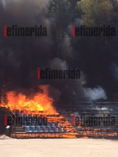 Πυρκαγιά κατέκαψε τη Ρεματιά στο Χαλάνδρι -Στάχτες το θέατρο [εικόνες & βίντεο] | iefimerida.gr 3