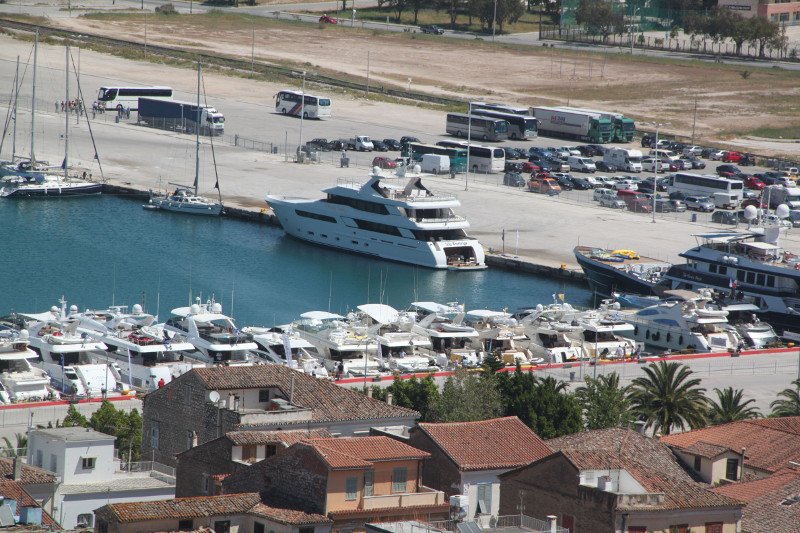 Ναύπλιο, όπως λέμε Μονακό: «Μποτιλιάρισμα» στη μαρίνα -60 γιοτ πλωτά παλάτια εντυπωσίασαν [εικόνες]  | iefimerida.gr 8