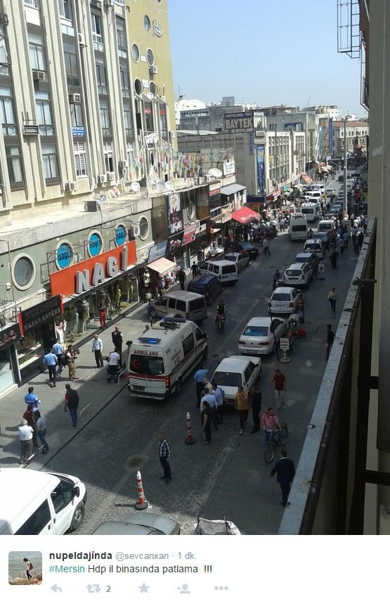 Τουρκία: Ταυτόχρονες εκρήξεις στα γραφεία του φιλοκουρδικού κόμματος HDP [εικόνες] | iefimerida.gr 0