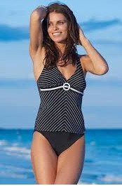 Το αντίπαλον δέος του μπικίνι λέγεται τανκίνι - Πώς είναι αυτό το νέο μαγιό που ταιριάζει σε όλους τους σωματότυπους [εικόνες] | iefimerida.gr 4