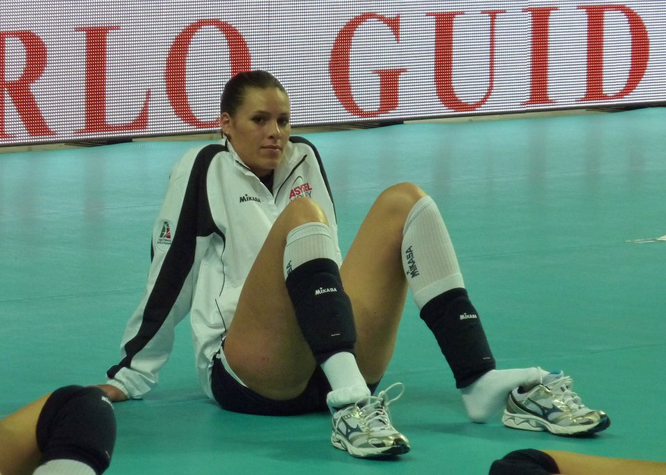 Η καλλονή Νέσοβιτς του Ολυμπιακού σήκωσε κούπα στο «σπίτι» του Παναθηναϊκού [εικόνες] | iefimerida.gr 6