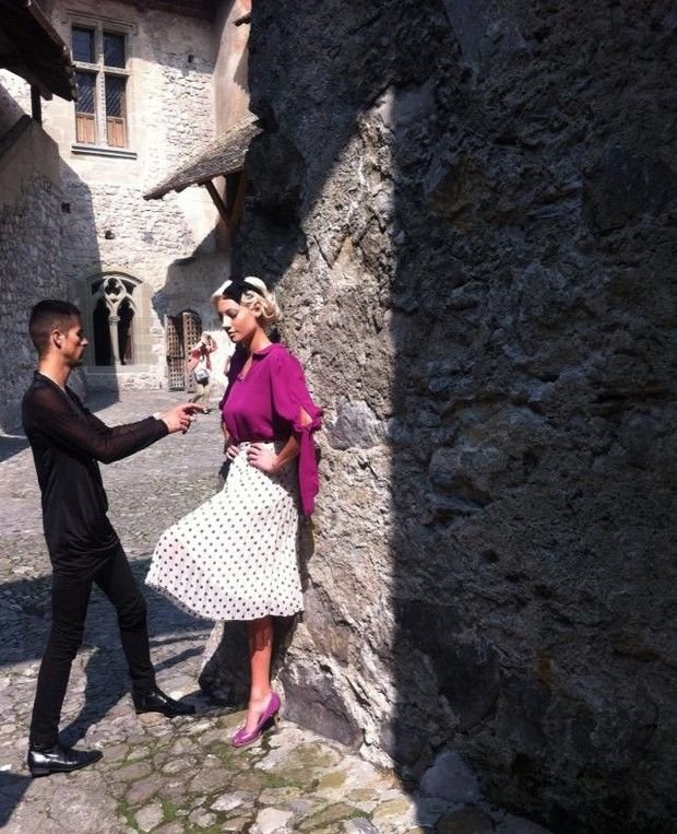 Μια άλλη Τζούλια Αλεξανδράτου: Η φωτογράφιση-ανατροπή για ελβετικό περιοδικό [εικόνες] | iefimerida.gr 4