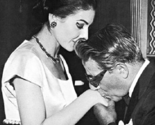 Αποκάλυψη-σοκ της οικονόμου του Ωνάση: Η Τζάκι έστειλε τον Αλέξανδρο στο θάνατο [εικόνες] | iefimerida.gr 6