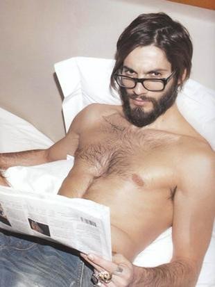 Λιώνει για χάρη του η διεθνής μόδα: Ο καλλονός personal trainer της Αθήνας που διαπρέπει και στις πασαρέλες [εικόνες] | iefimerida.gr 6