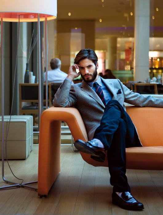 Λιώνει για χάρη του η διεθνής μόδα: Ο καλλονός personal trainer της Αθήνας που διαπρέπει και στις πασαρέλες [εικόνες] | iefimerida.gr 10