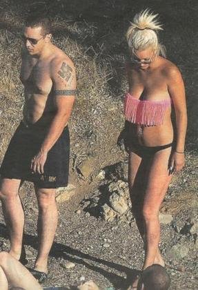 Η Μις Τουρισμός, πρώην του Κασιδιάρη, περιμένει παιδί με τον «βασιλιά των τσιγγάνων» στη Λάρισα [εικόνες] | iefimerida.gr 10