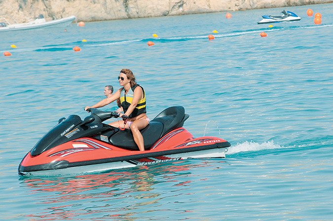 Εφοπλιστικό διαζύγιο - Η μάχη των Κούστα στα δικαστήρια για 180 εκατ. ευρώ  [εικόνες] | iefimerida.gr 8