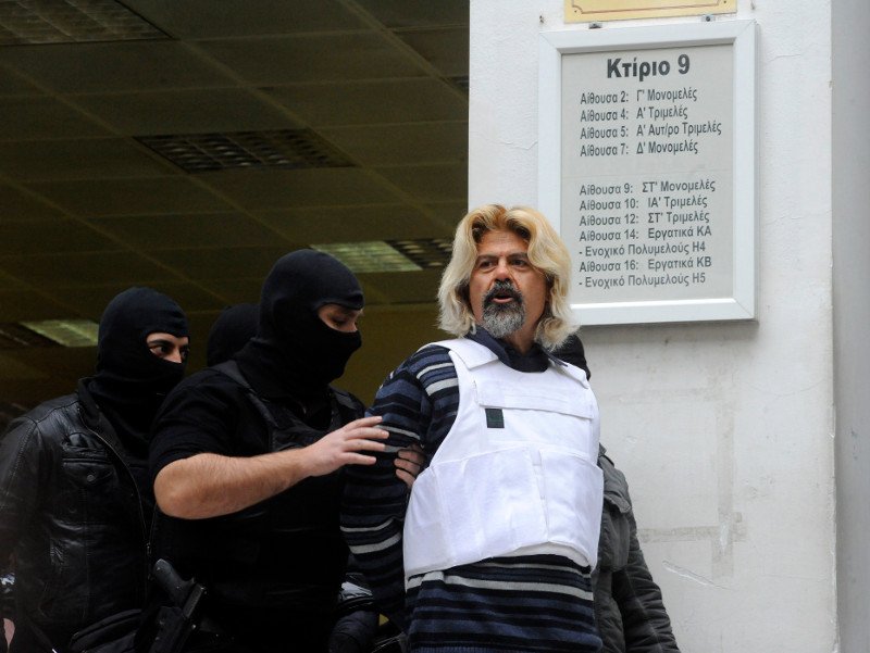 Αλλαξε λουκ ο Χριστόδουλος Ξηρός -Χωρίς το ξανθό μαλλί στο Εφετείο [εικόνες] | iefimerida.gr 3