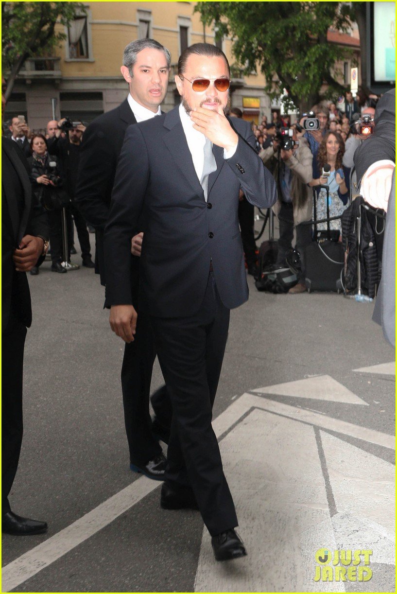 Ο Λεονάρντο Ντι Κάπριο με γενειάδα και κότσο [εικόνες] | iefimerida.gr 3