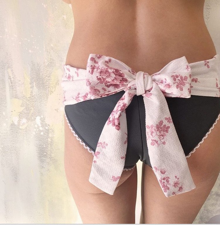 Madame Shou Shou: Τα μαγιό που ψάχνουν σαν τρελές όλες οι γυναίκες -Φέτος έχουν τους πιο μεγάλους φιόγκους που είχαν ποτέ [εικόνες] | iefimerida.gr 5