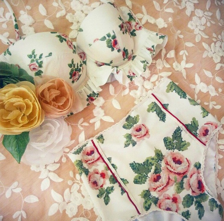 Madame Shou Shou: Τα μαγιό που ψάχνουν σαν τρελές όλες οι γυναίκες -Φέτος έχουν τους πιο μεγάλους φιόγκους που είχαν ποτέ [εικόνες] | iefimerida.gr 6